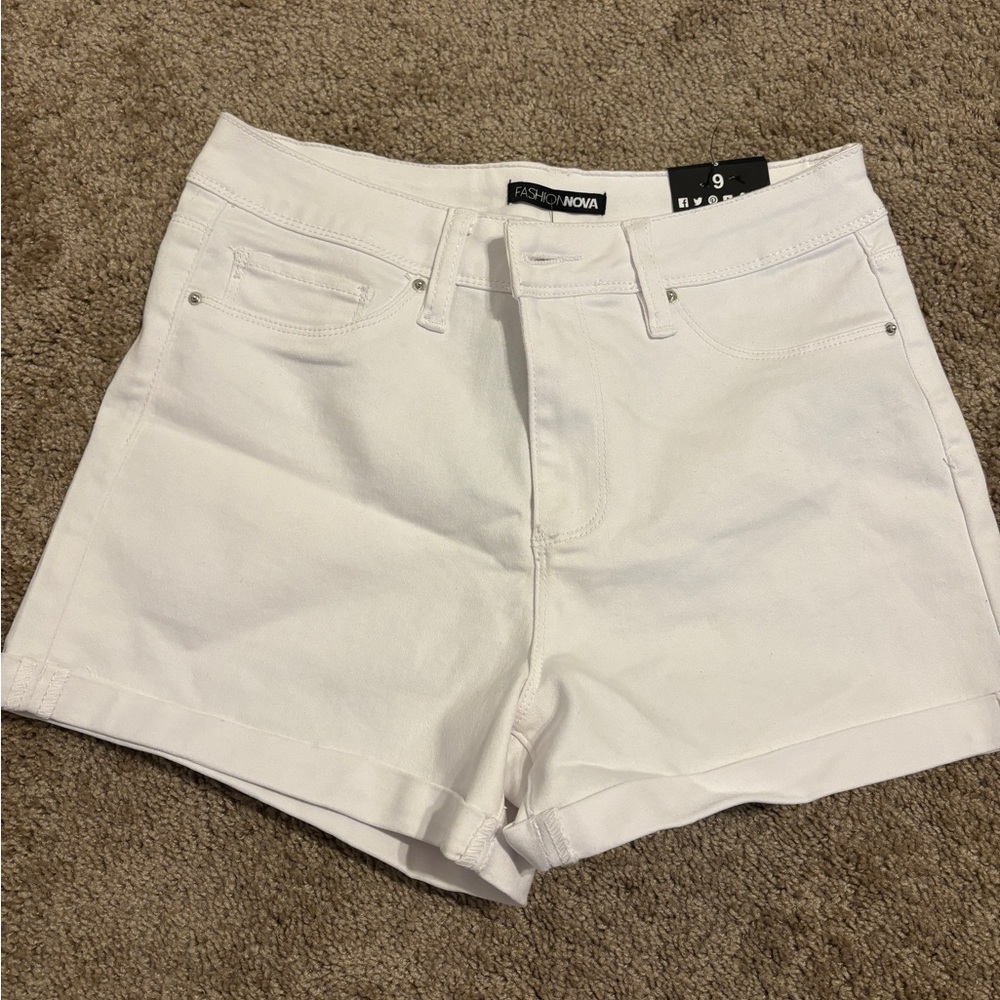 NEW Fashion Nova No Muffin Top High Waisted Shorts Sz 9!